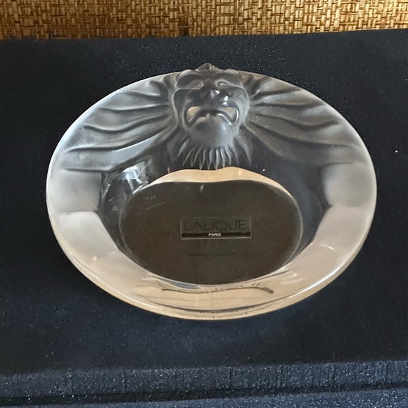 Lalique Other - NWOB LALIQUE 1970’s Frosted Lion Head Crystal Ashtray Signed “Lalique France”.